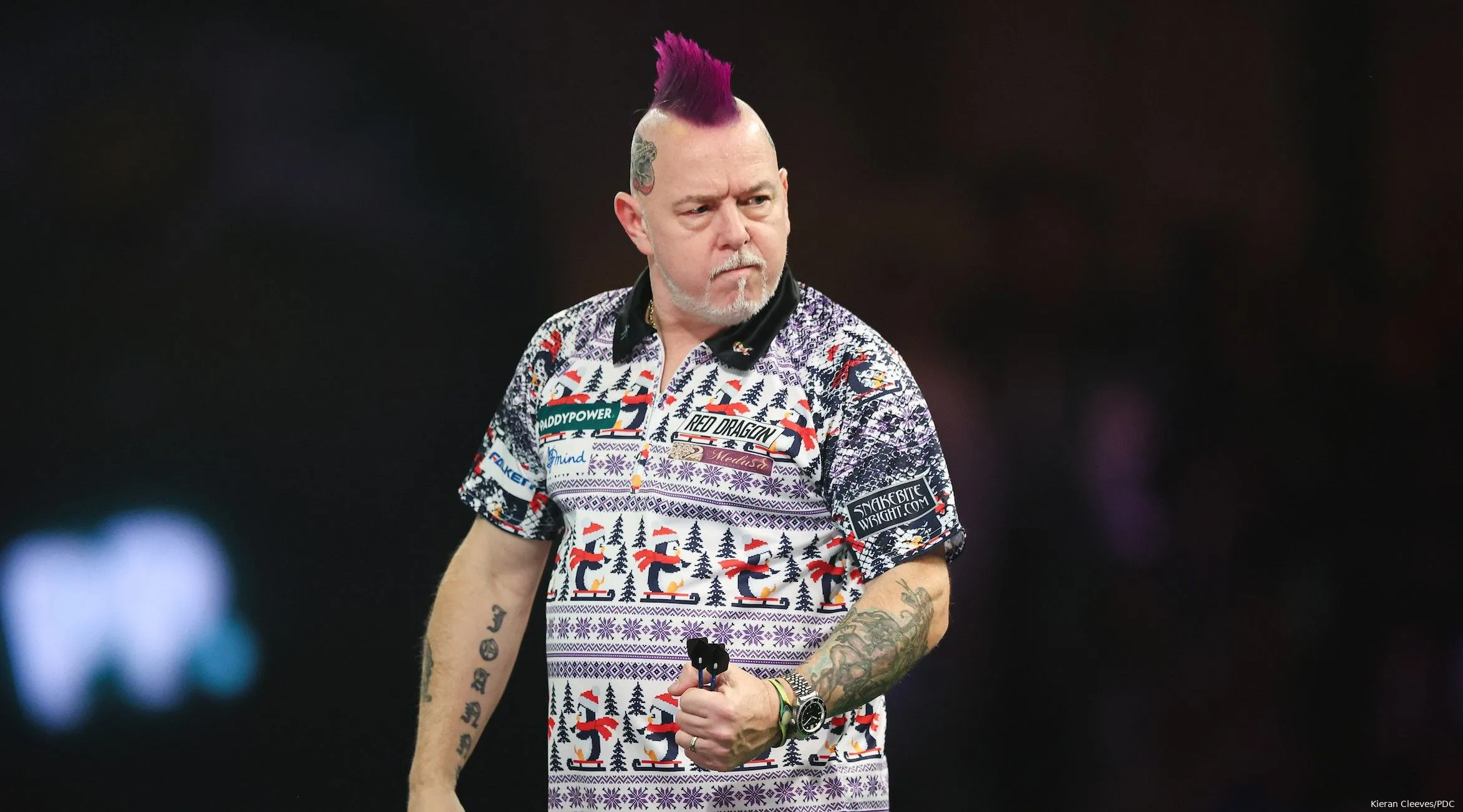 Peter Wright voor enorme WKsensatie en schakelt titelverdediger